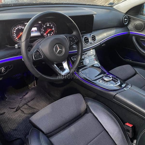 Mercedes Benz E 220 