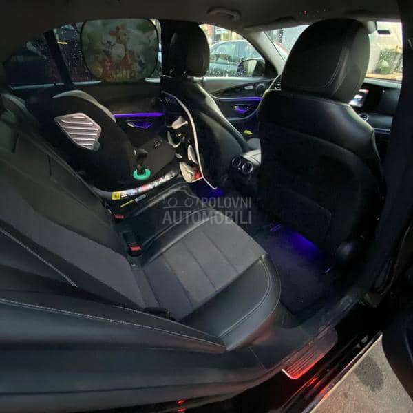 Mercedes Benz E 220 