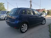 Opel Corsa C 1.2i ESSENTIA CH