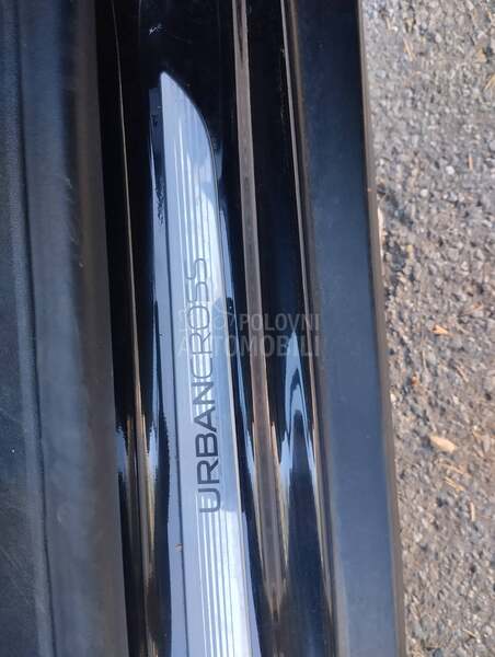 Peugeot 2008 1.2 Urban Cross