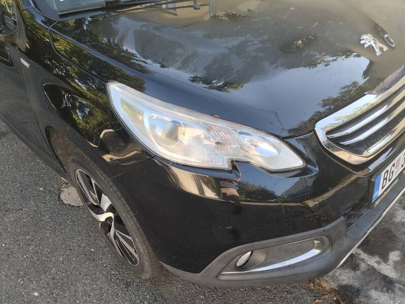 Peugeot 2008 1.2 Urban Cross