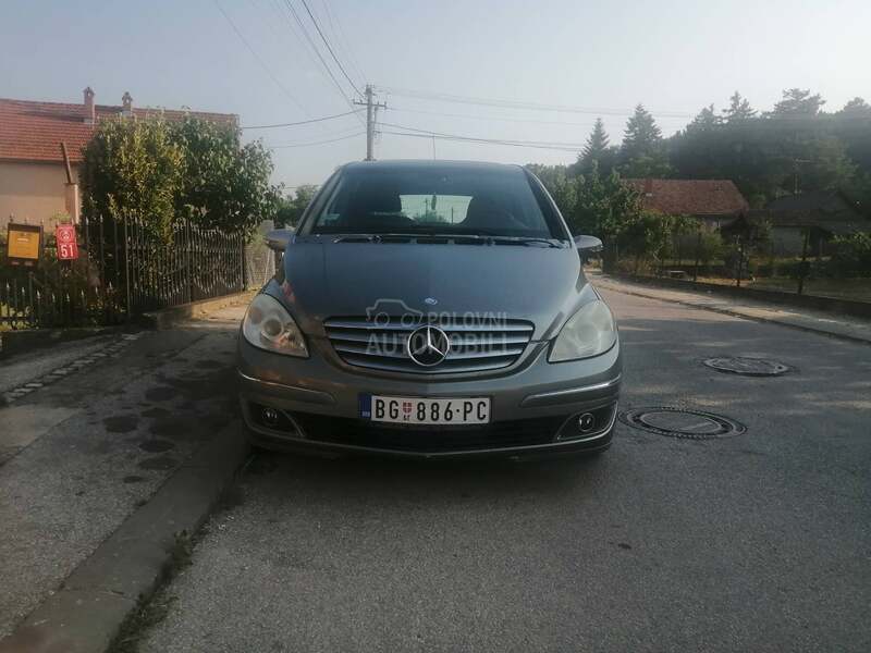 Mercedes Benz B 200 CENA HIT