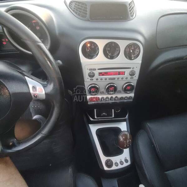 Alfa Romeo 156 