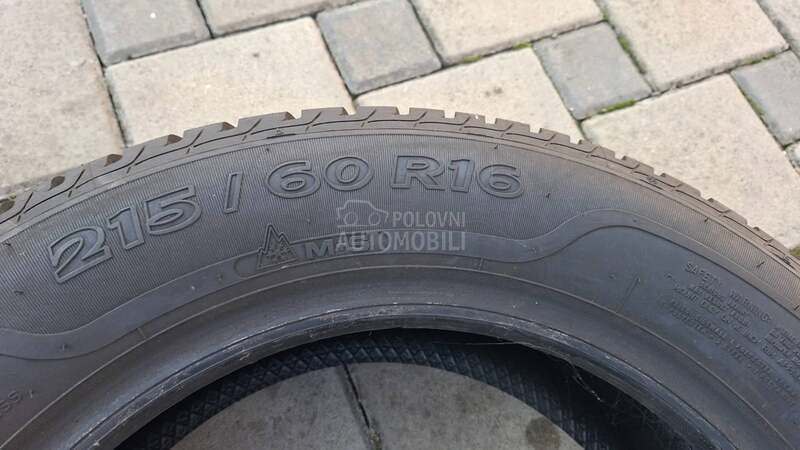 Sava 215/60 R16 Zimska