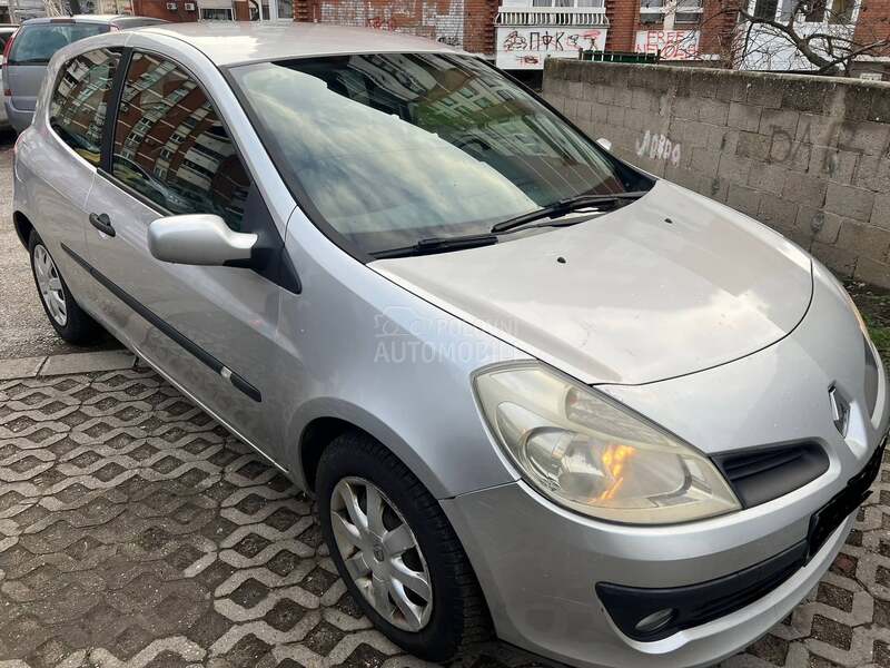 Renault Clio 