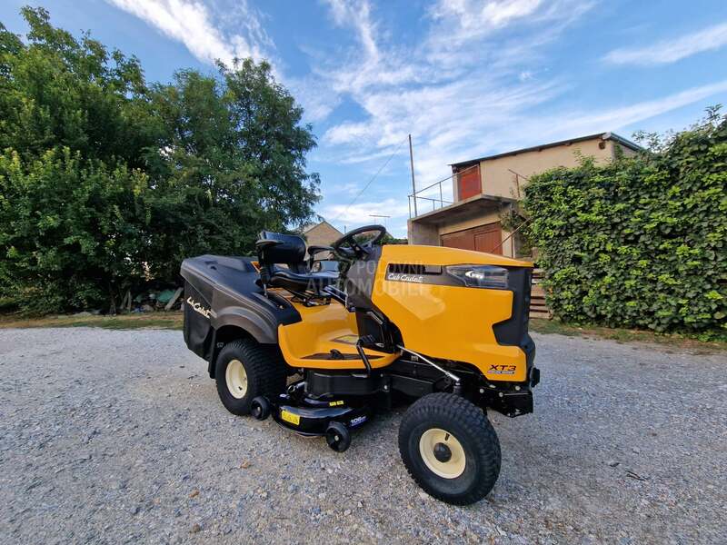 Cub Cadet XT 3
