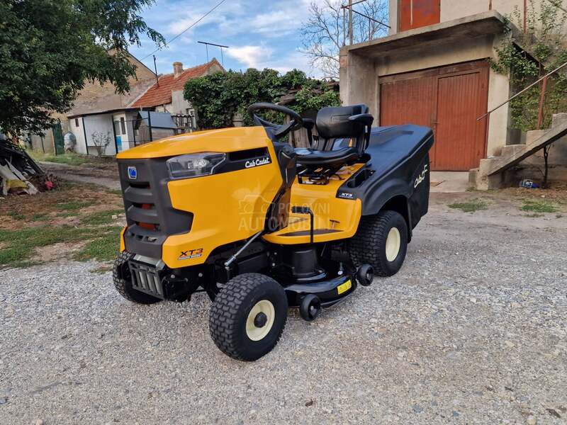 Cub Cadet XT 3