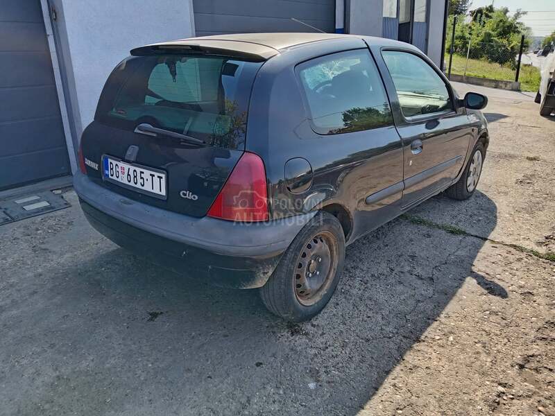 Renault Clio 1.4i 16v