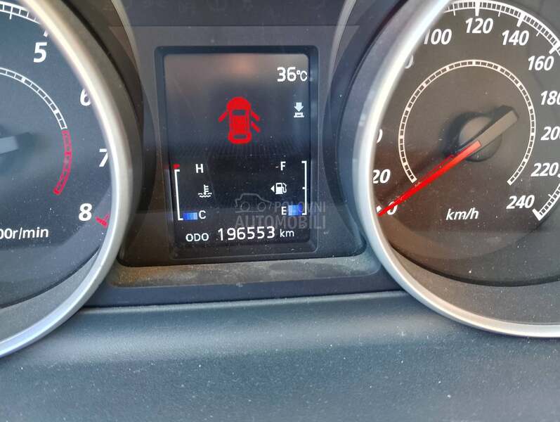 Mitsubishi Outlander 2.0Pliin  2010g