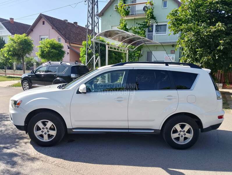Mitsubishi Outlander 2.0Pliin  2010g