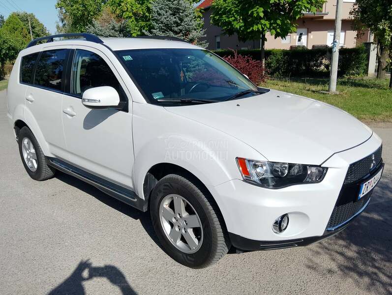 Mitsubishi Outlander 2.0Pliin  2010g