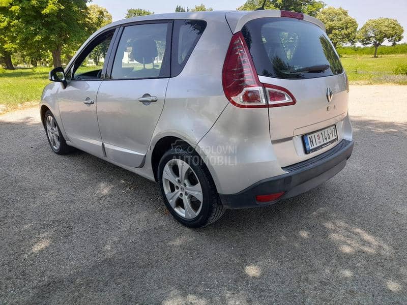 Renault Scenic 1.5 DCI