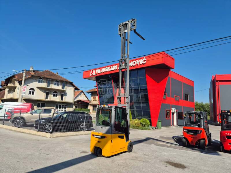 Jungheinrich 2 tone Triplex