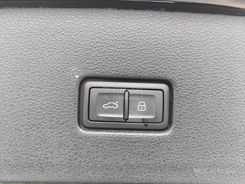 Audi Q8 50TDI/S LINE/ HIBRID