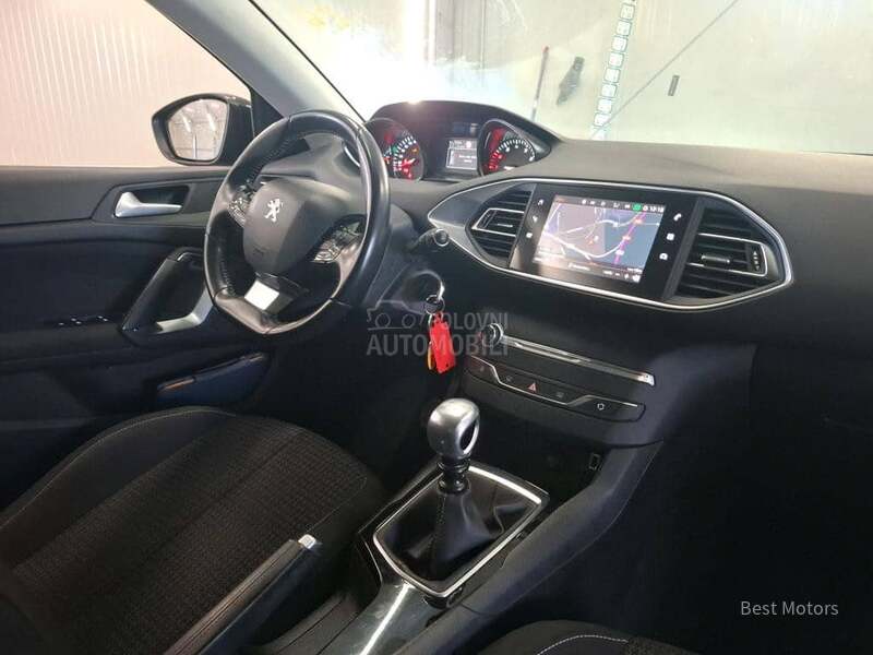 Peugeot 308 1.2 110 business