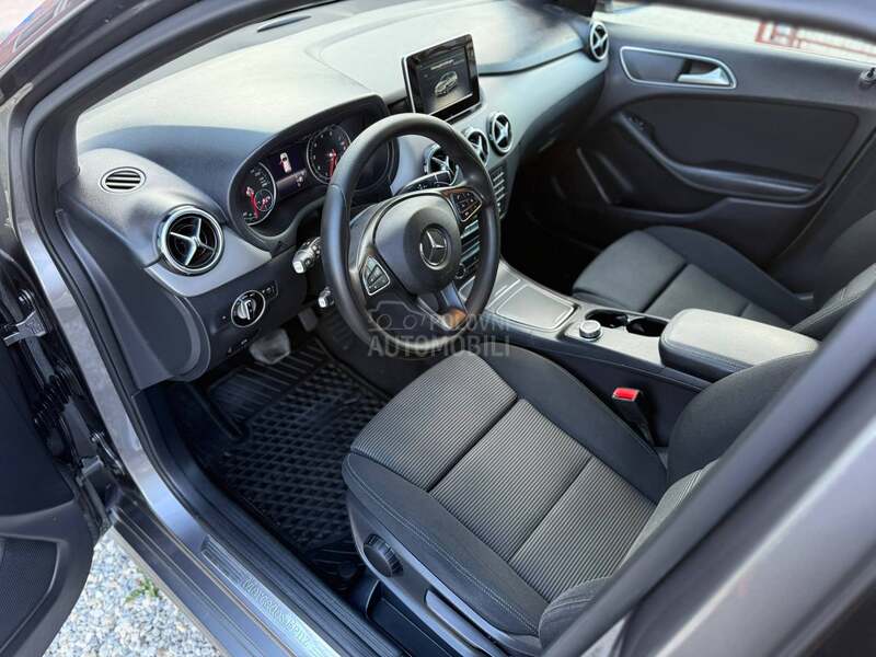 Mercedes Benz B 180 u.v.o.z. C.H.