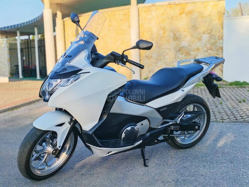 Honda INTEGRA NC700D