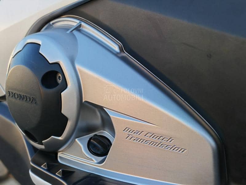 Honda INTEGRA NC700D