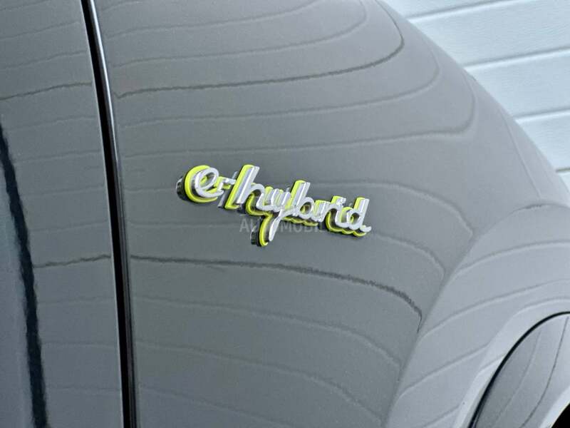 Porsche Cayenne Coupe e-HYBRID