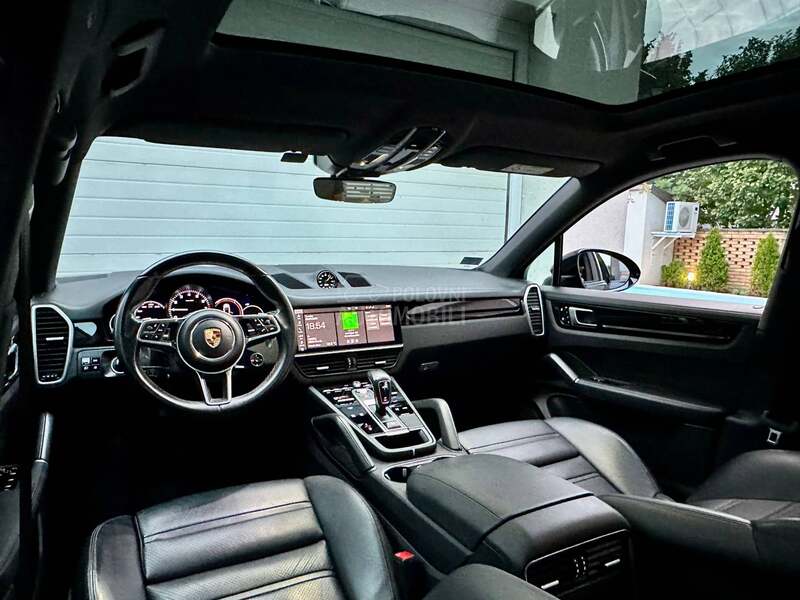 Porsche Cayenne Coupe e-HYBRID