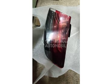 LAMPA STOP DESNA za Renault Megane od 2020. do 2025. god.