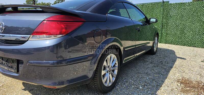 Opel Astra H 
