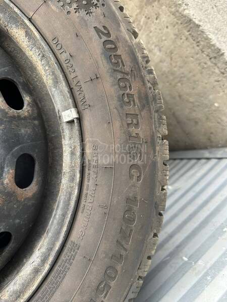 Kumho 205/65 R16 Zimska