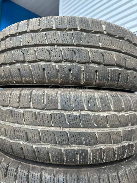 Kumho 205/65 R16 Zimska