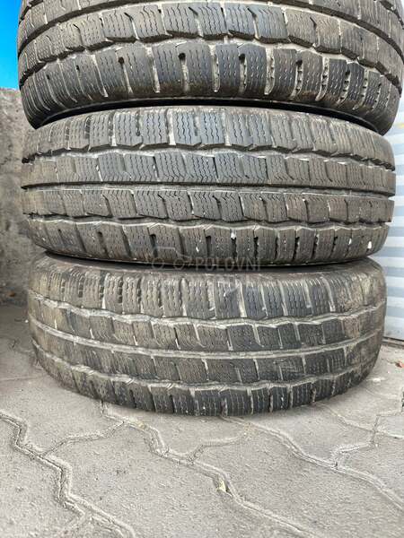 Kumho 205/65 R16 Zimska