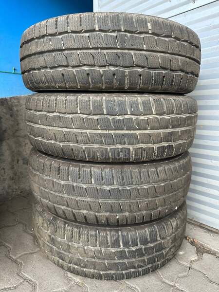 Kumho 205/65 R16 Zimska