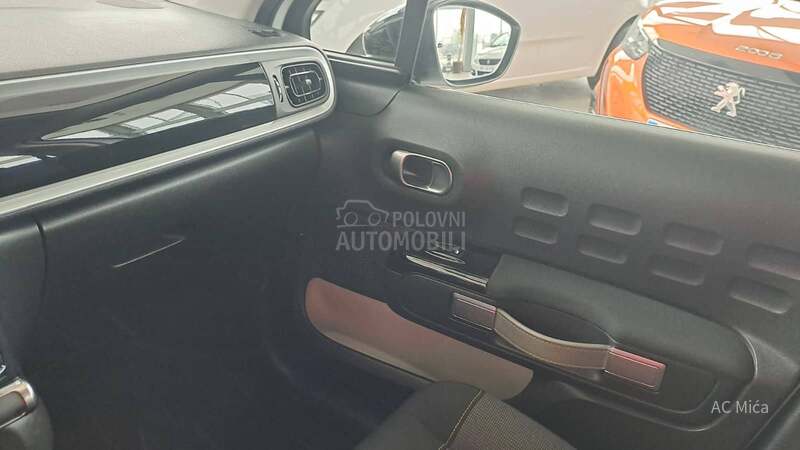 Citroen C3 1.2 PURE NAV LED USB