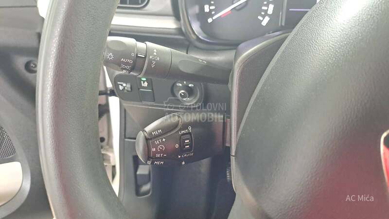 Citroen C3 1.2 PURE NAV LED USB