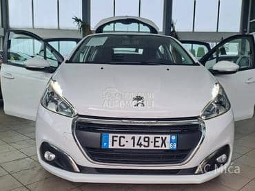 Peugeot 208 1.5 BLU NAV LED USB