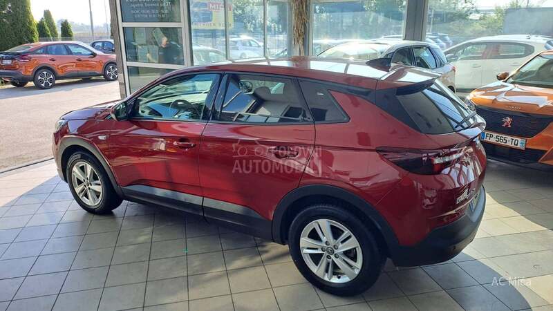 Opel Grandland 1.2 TURB NAV ALU KAM