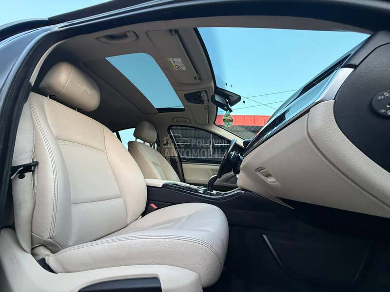 BMW 530 xDrive/alpine.grill