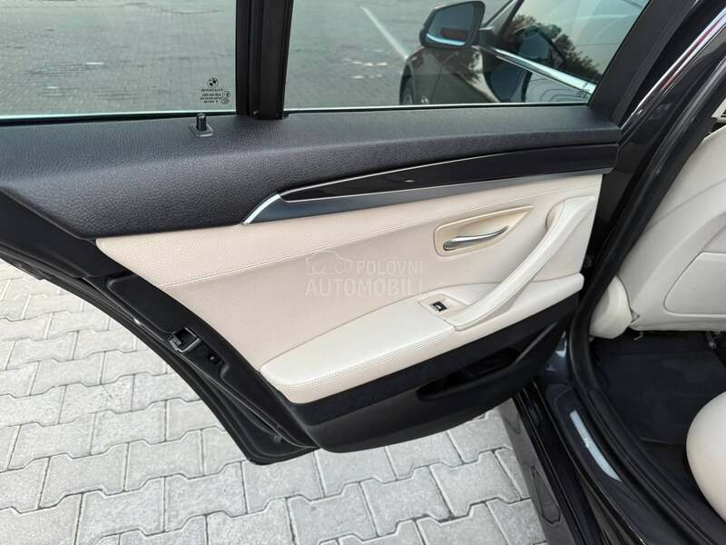 BMW 530 xDrive/alpine.grill