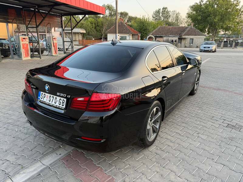BMW 530 xDrive/alpine.grill