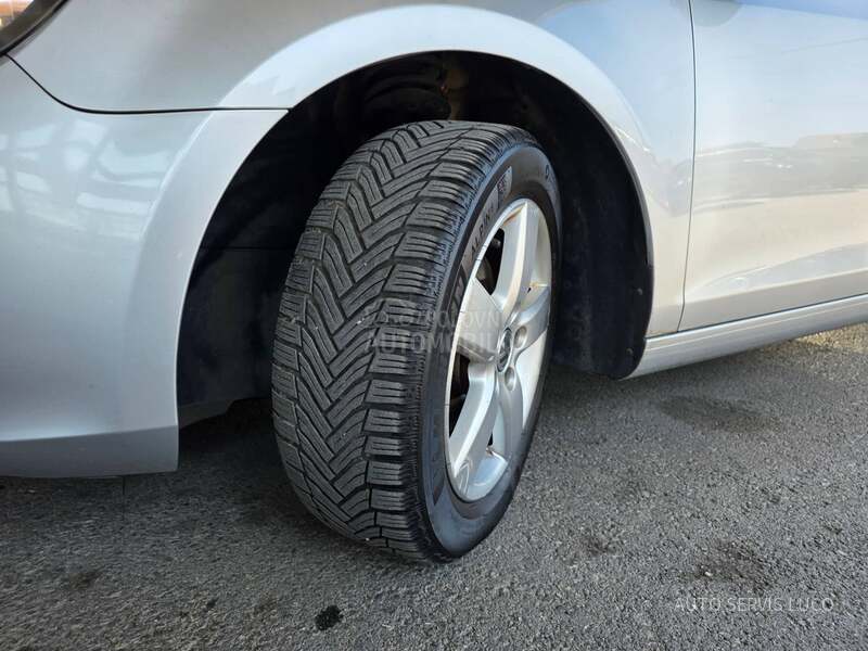 Volkswagen Golf 6 1.6 TDI style