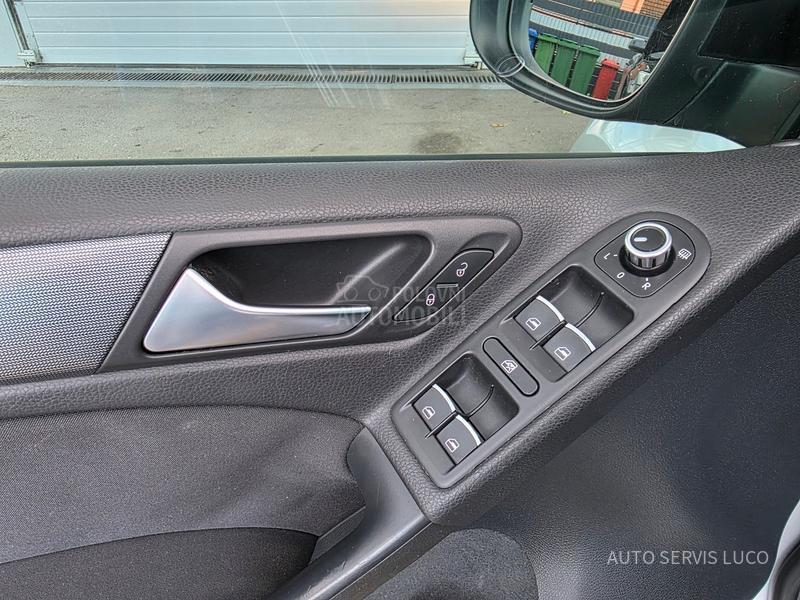 Volkswagen Golf 6 1.6 TDI style T O P