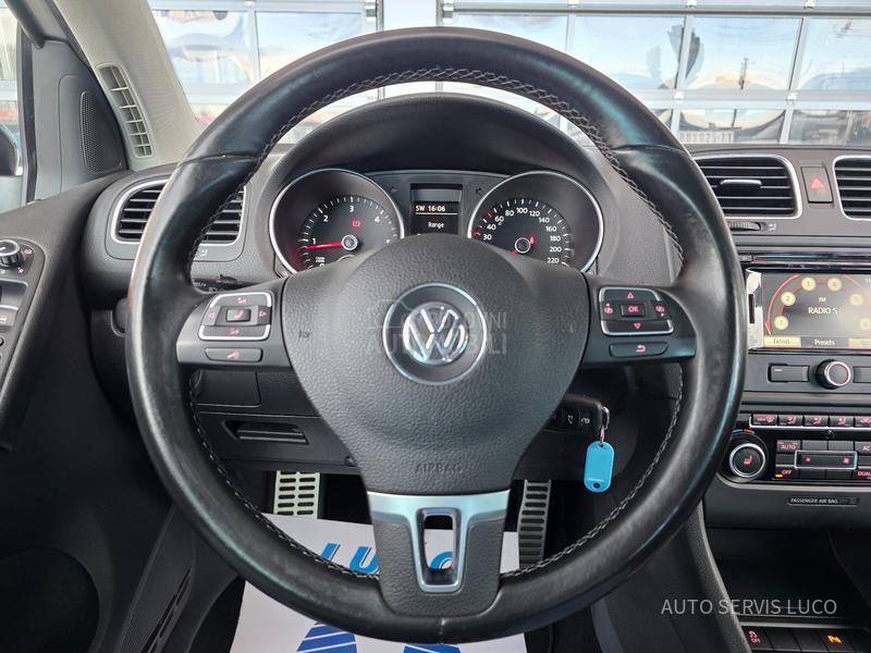 Volkswagen Golf 6 1.6 TDI style T O P