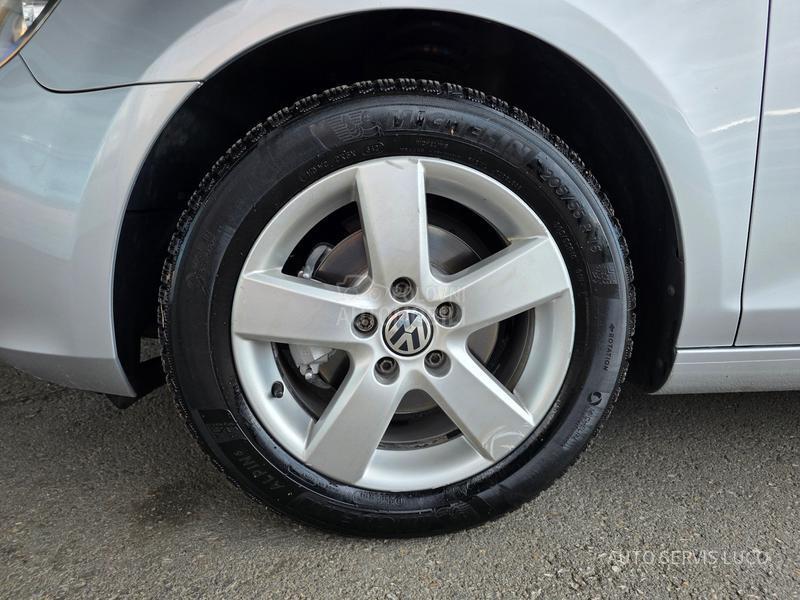 Volkswagen Golf 6 1.6 TDI style T O P