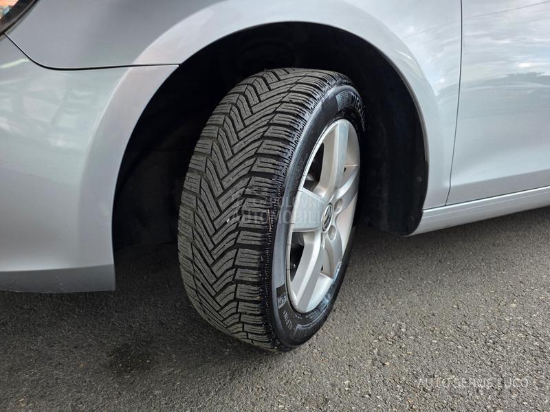 Volkswagen Golf 6 1.6 TDI style T O P