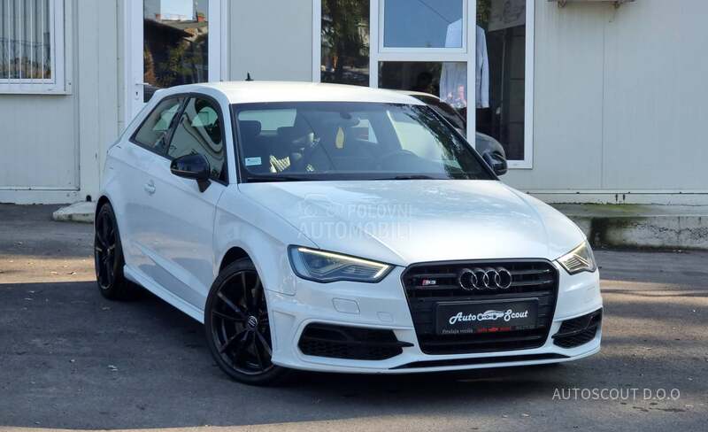Audi S3 quattro