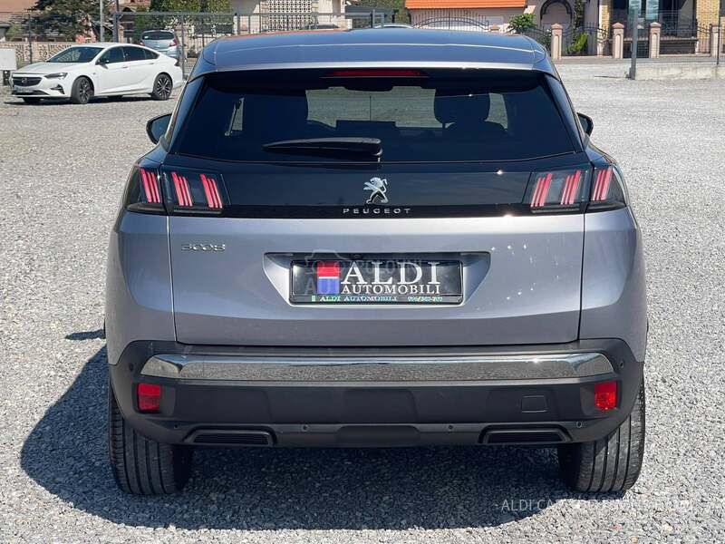 Peugeot 3008 1.2 Puretech/Allure