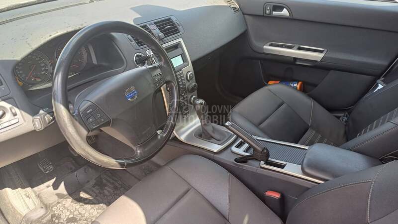 Volvo S40 