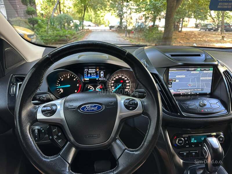 Ford Kuga 