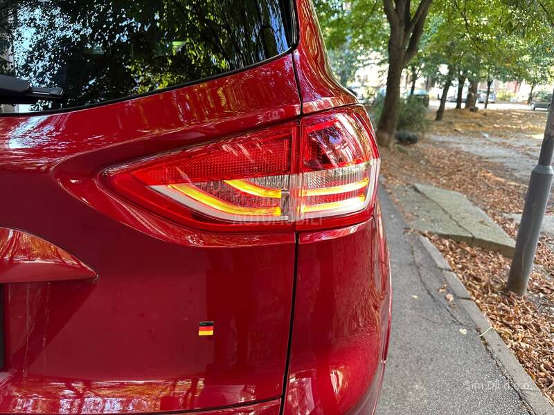 Ford Kuga 