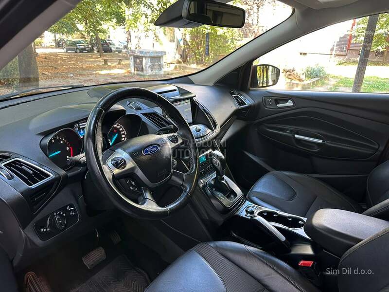 Ford Kuga 