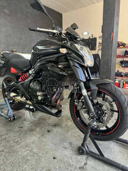Kawasaki er6n