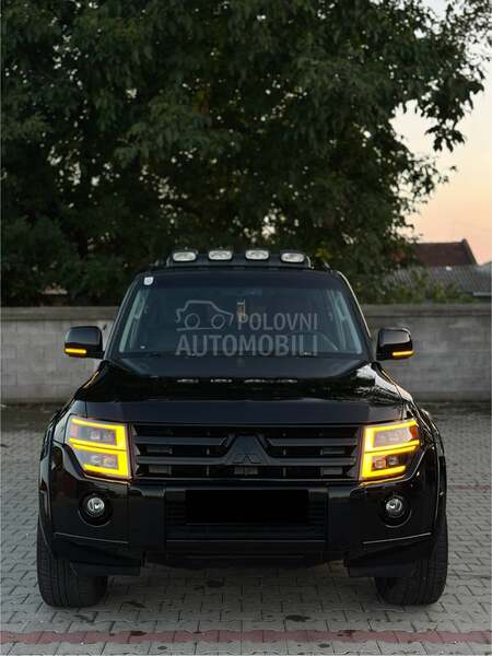 Mitsubishi Pajero 3.2